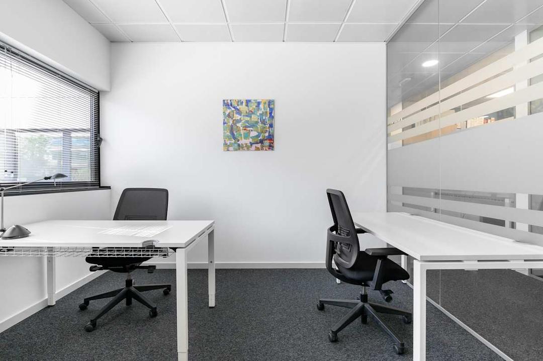 Gabriel Garcia Marquez 4 - Photo 4 Gabriel Garcia Marquez 4 office space - View 4 - TwentyFourHourAccess, meeting_rooms, parking