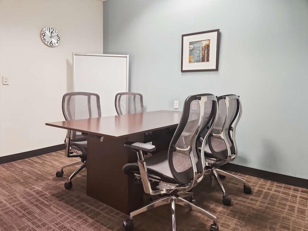 One South Church - Photo 5 One South Church office space - View 5 in Tucson - TwentyFourHourAccess, meeting_rooms, parking