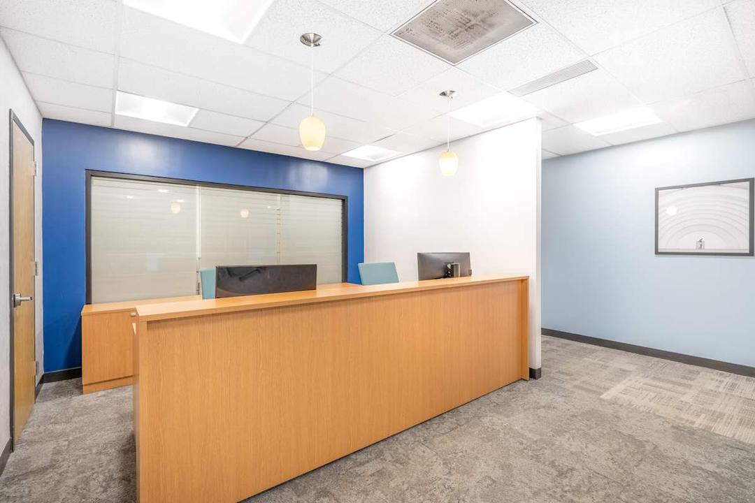 200 Broadhollow Road office space - View 2 in Melville - TwentyFourHourAccess, meeting_rooms, parking