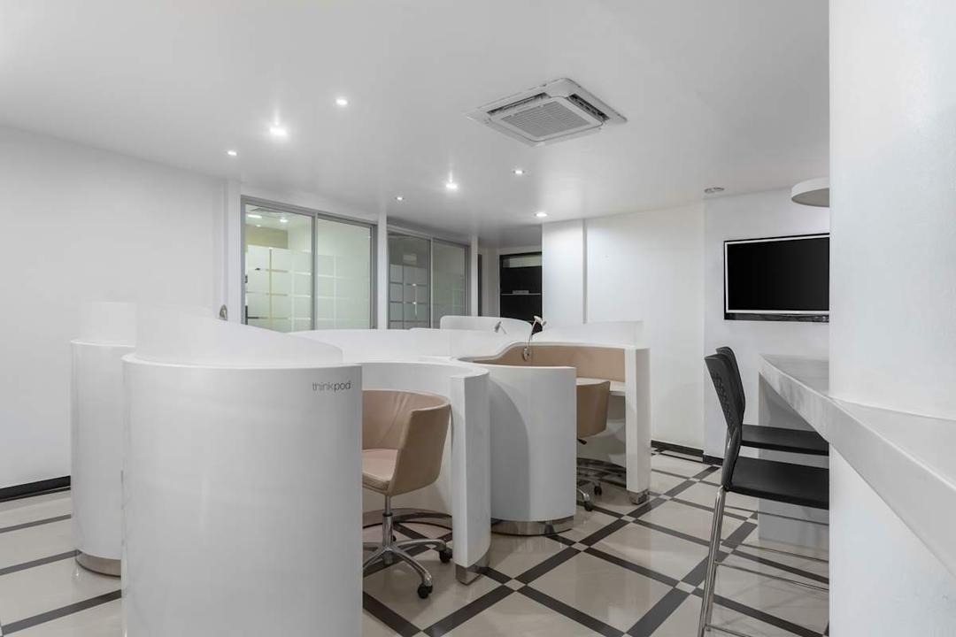 AHA Towers - Photo 5 AHA Towers office space - View 5 in Kampala - TwentyFourHourAccess, meeting_rooms, parking