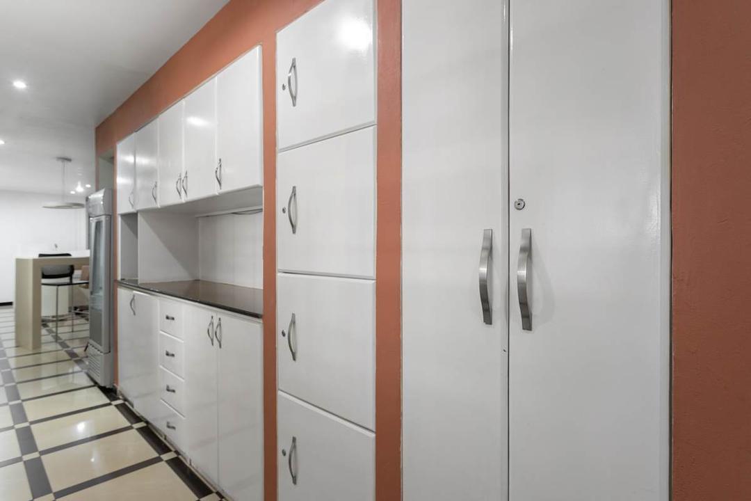 AHA Towers - Photo 6 AHA Towers office space - View 6 in Kampala - TwentyFourHourAccess, meeting_rooms, parking