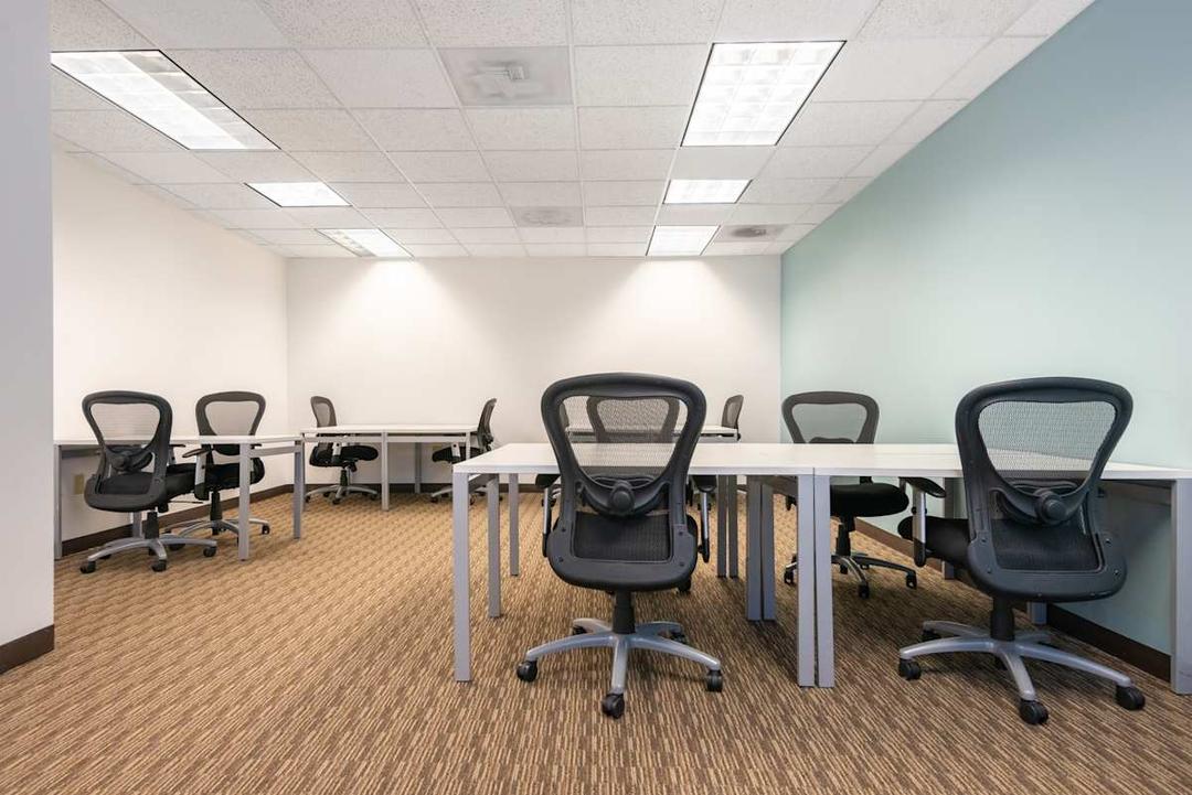 Windwood Center office space - View 4 in Virginia Beach - TwentyFourHourAccess, meeting_rooms, parking