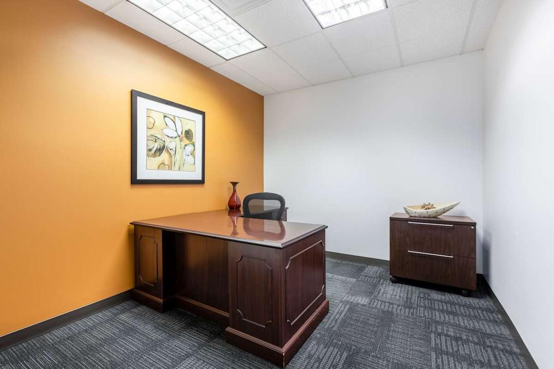 101 Eisenhower Parkway office space - View 4 in Roseland - TwentyFourHourAccess, meeting_rooms, parking