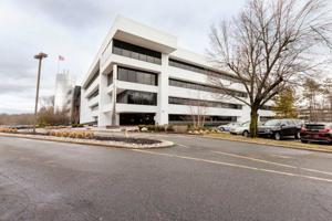 101 Eisenhower Parkway