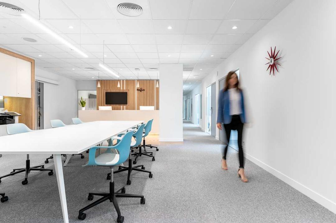 Avenida Europa - Photo 3 Avenida Europa office space - View 3 - TwentyFourHourAccess, meeting_rooms, parking