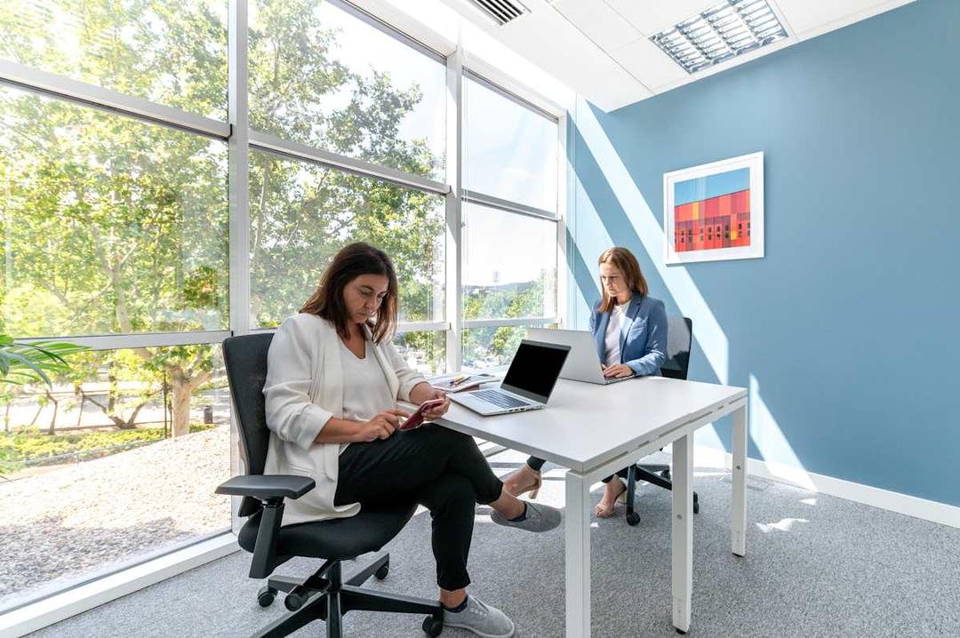 Avenida Europa - Photo 4 Avenida Europa office space - View 4 - TwentyFourHourAccess, meeting_rooms, parking