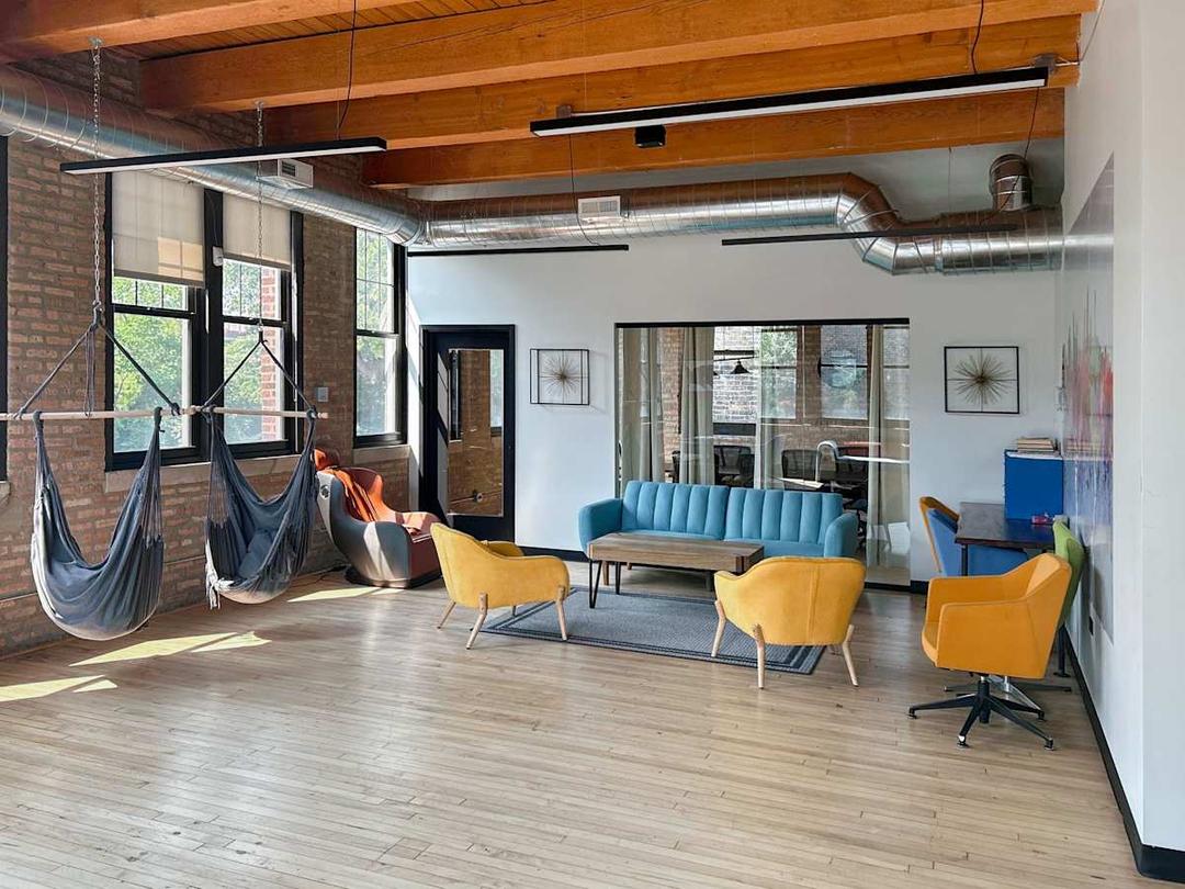 4311 N. Ravenswood Avenue office space - View 5 in Chicago - TwentyFourHourAccess, meeting_rooms, parking