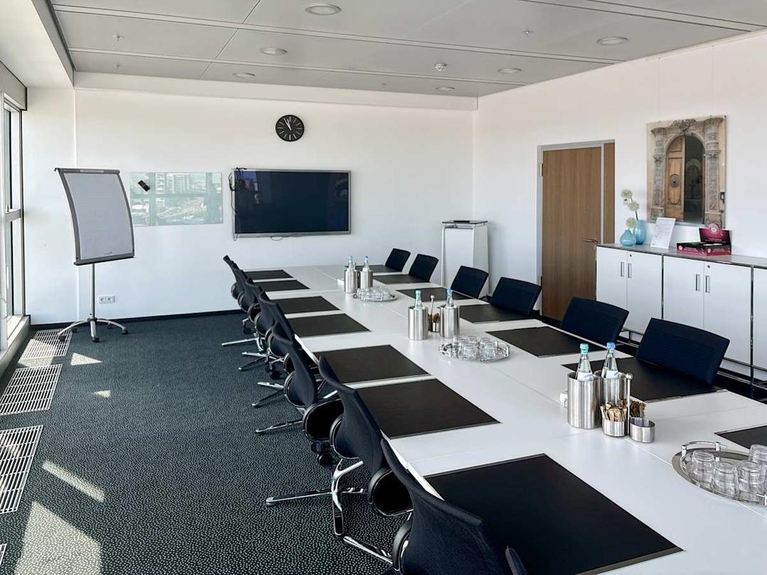 Berlin Hauptbahnhof - Photo 6 Berlin Hauptbahnhof office space - View 6 in Berlin - TwentyFourHourAccess, meeting_rooms, parking