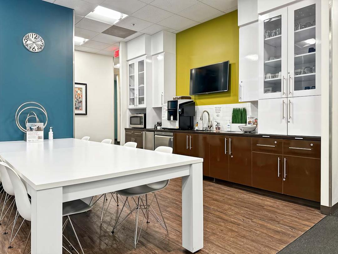 Woodside Office Center office space - View 6 in Novato - TwentyFourHourAccess, meeting_rooms, parking