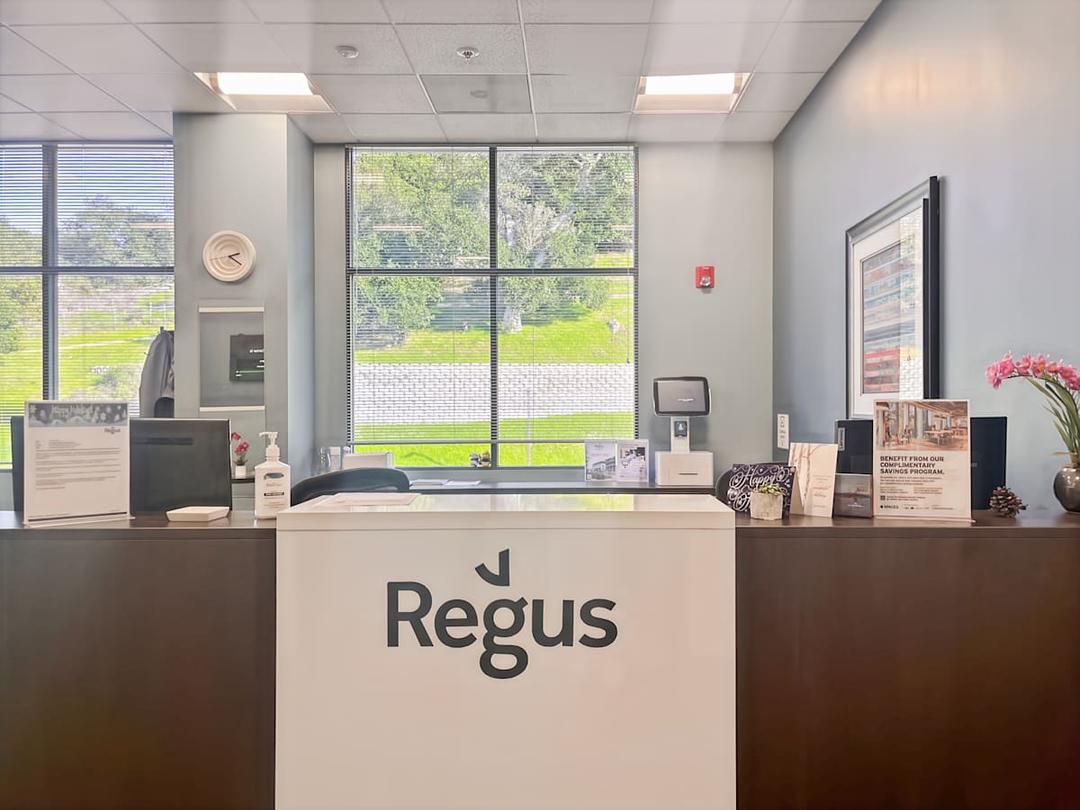 Woodside Office Center office space - View 2 in Novato - TwentyFourHourAccess, meeting_rooms, parking