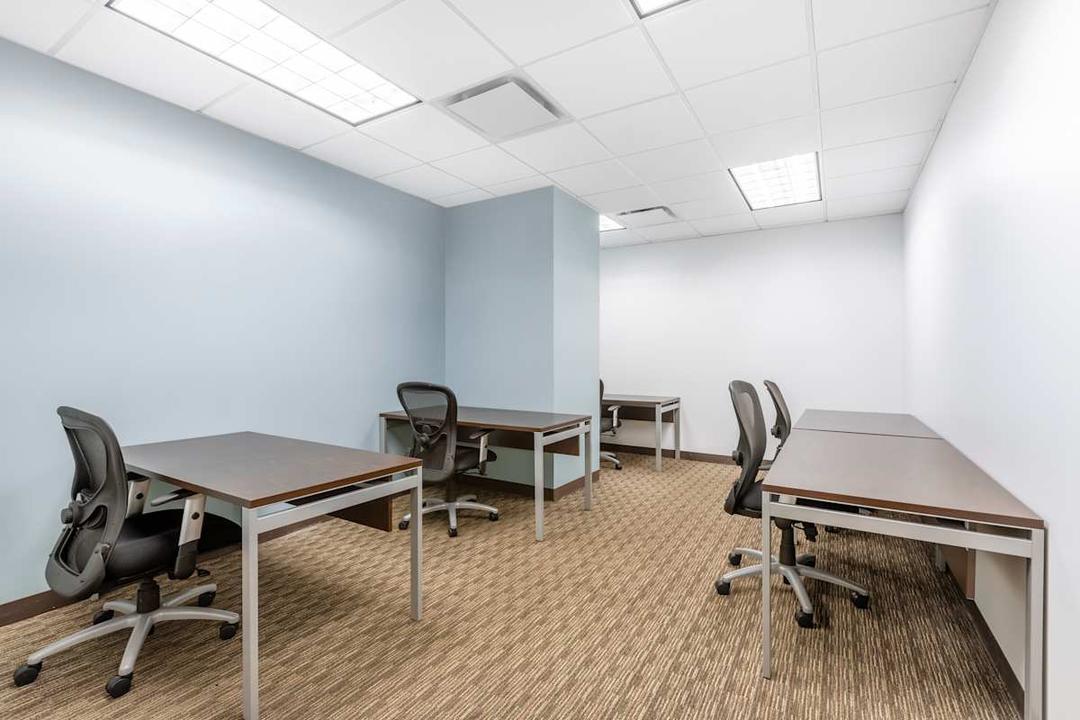 Forest Hills Tower office space - View 6 in Queens - TwentyFourHourAccess, meeting_rooms, parking