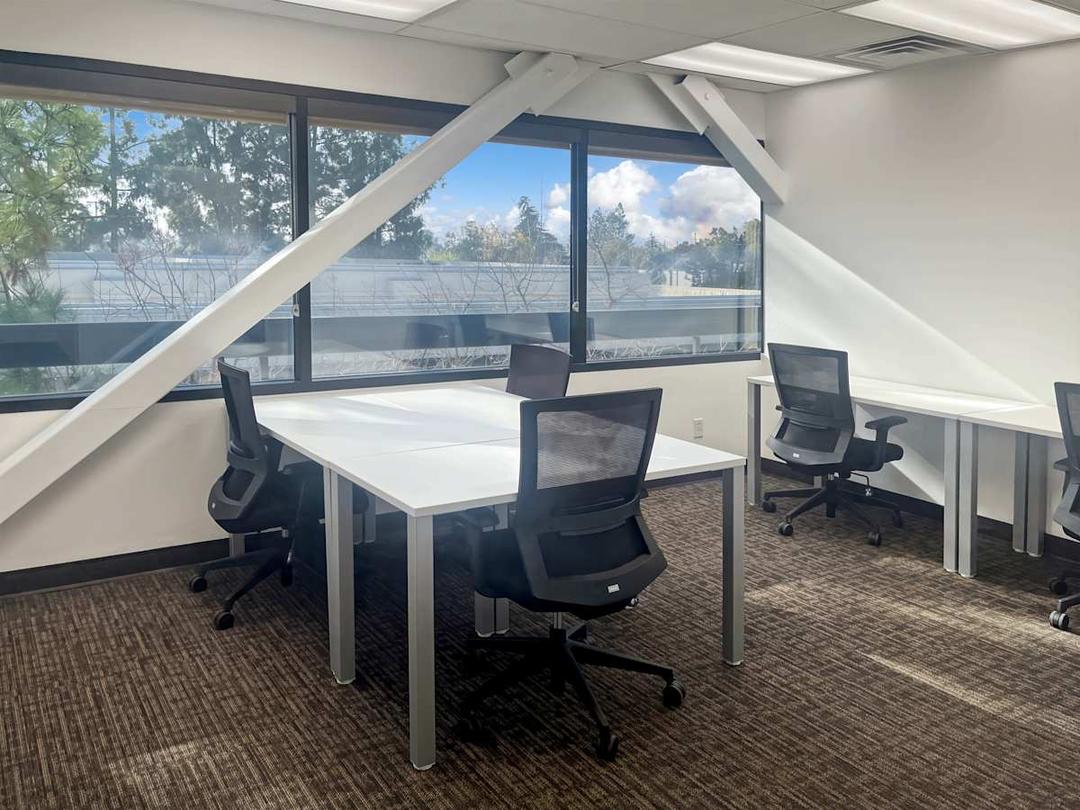 1690 W Shaw Ave - Photo 5 1690 W Shaw Ave office space - View 5 in Fresno - TwentyFourHourAccess, meeting_rooms, parking