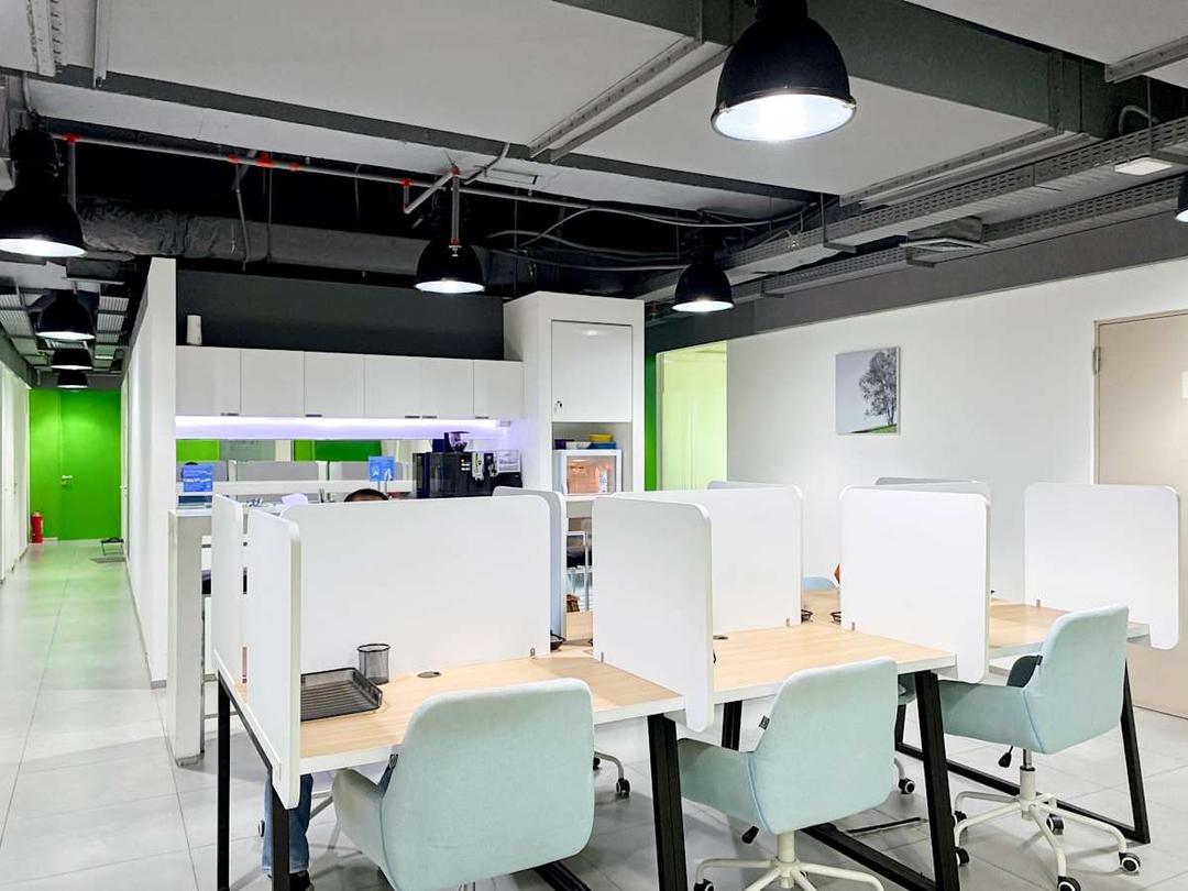 Menara Asia Afrika - Photo 5 Menara Asia Afrika office space - View 5 in Kota Bandung - TwentyFourHourAccess, meeting_rooms, parking