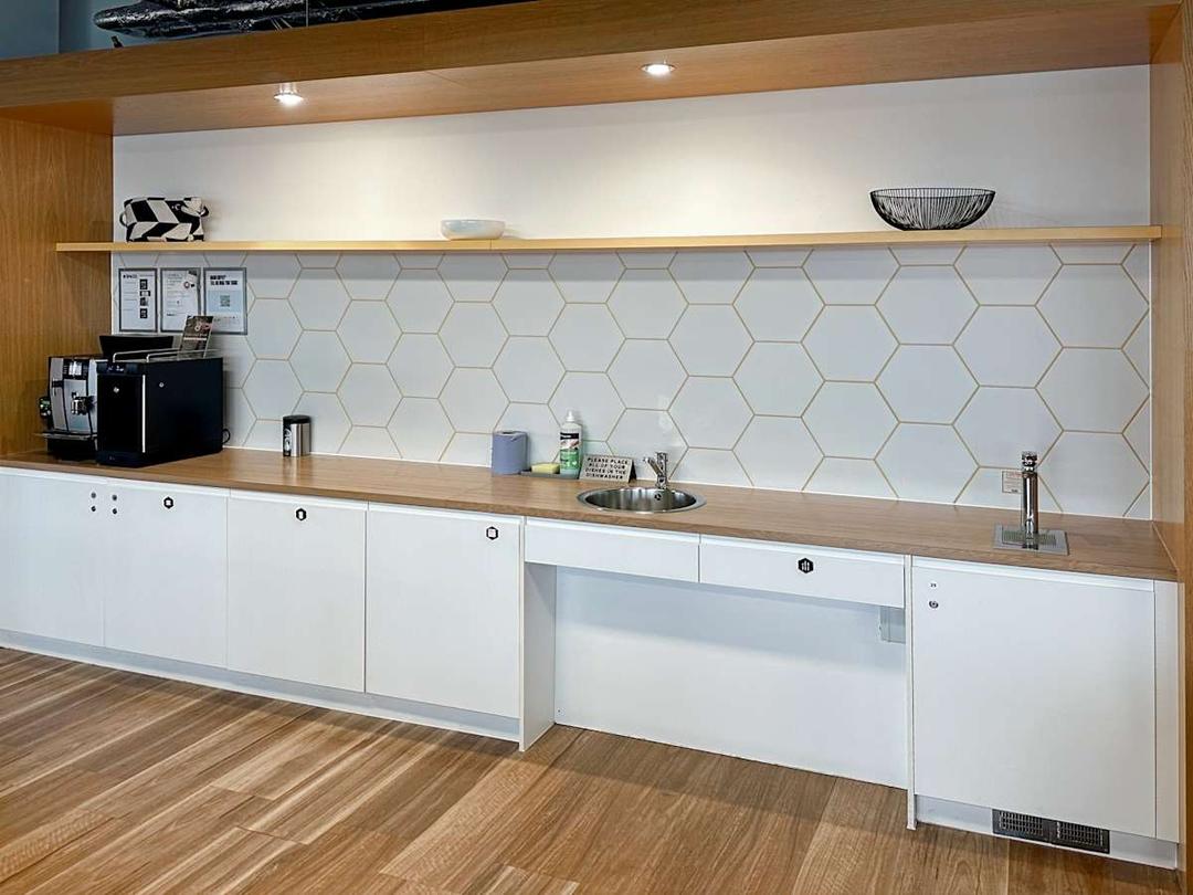 Park Royal office space - View 6 in London - TwentyFourHourAccess, meeting_rooms, parking