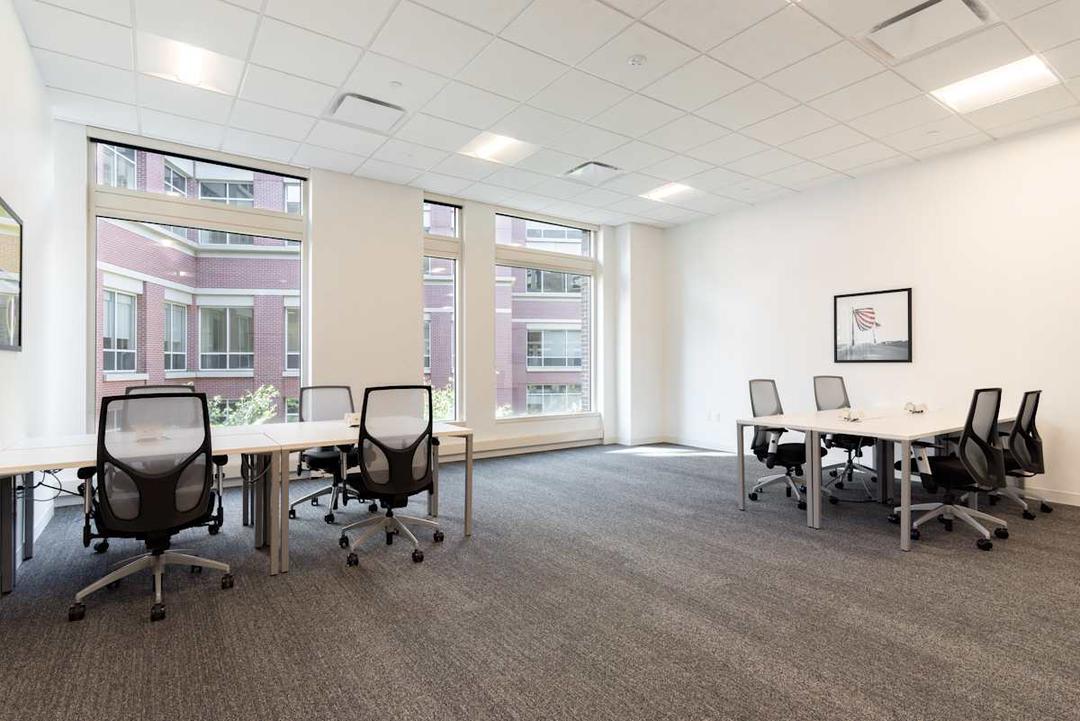 2000 Duke Street - Photo 4 2000 Duke Street office space - View 4 in Alexandria - TwentyFourHourAccess, meeting_rooms, parking