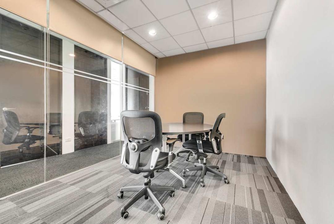 Victoria De Makati - Photo 3 Victoria De Makati office space - View 3 in Makati City - TwentyFourHourAccess, meeting_rooms, parking