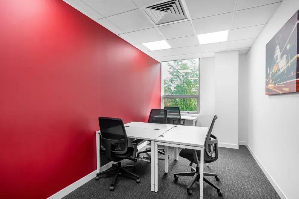 Stuart House, East Wing - Photo 8 Stuart House, East Wing office space - View 8 in Peterborough - internet, office_cleaning, breakout_areas