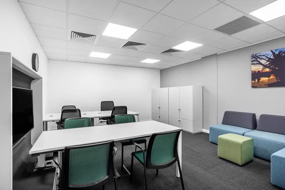 Stuart House, East Wing - Photo 5 Stuart House, East Wing office space - View 5 in Peterborough - internet, office_cleaning, breakout_areas