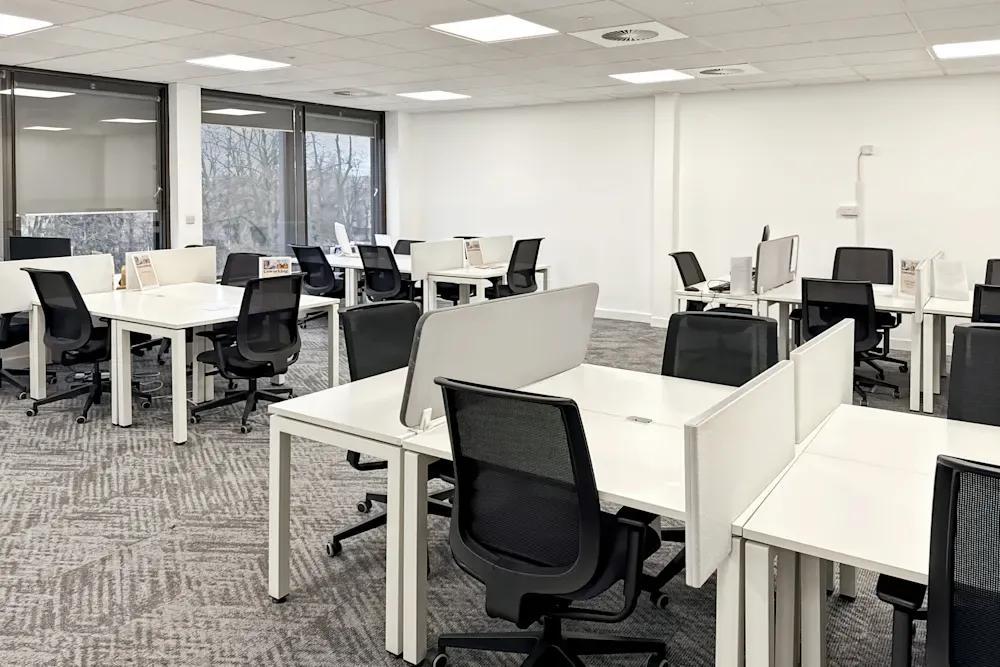 Cambridge, Wellington House office space - View 5 in Petersfield - internet, office_cleaning, breakout_areas