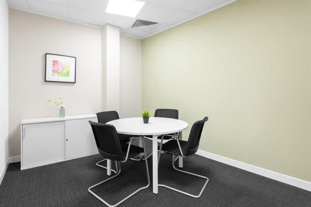 St George's House office space - View 3 in Leicester - internet, office_cleaning, breakout_areas